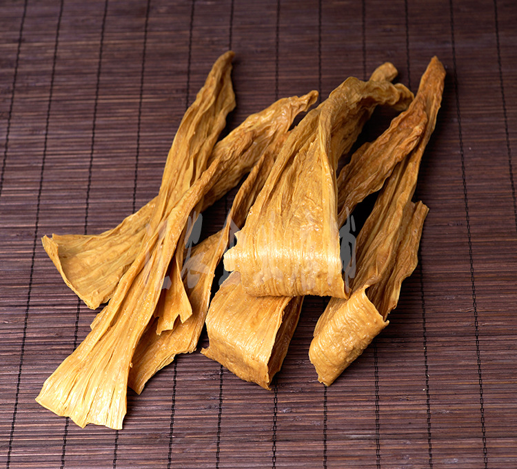 "安吉白茶"是浙江省湖州市安吉縣特產(chǎn),國家地理標志產(chǎn)品.其外